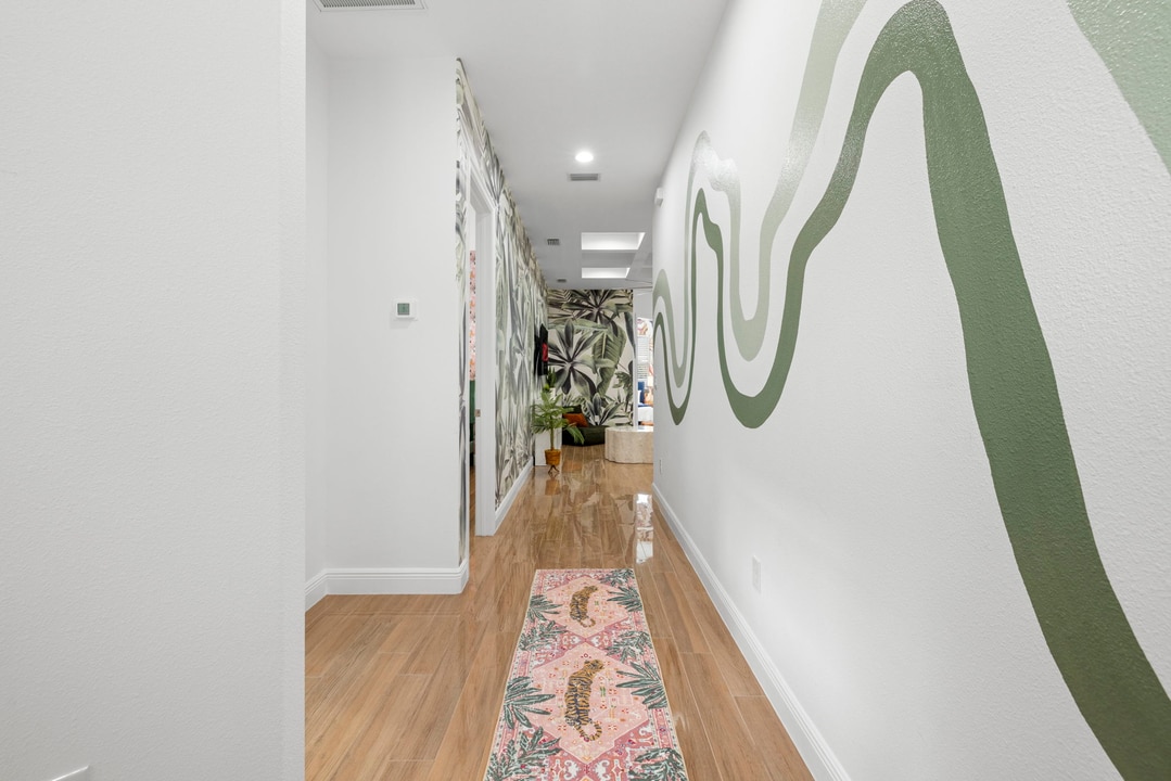 Property p12 image 24